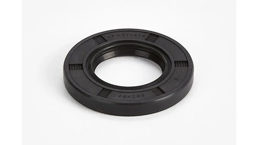 Seal 28.57mm ID x 50.98mm OD x 6.73mm Thk — fits 93 models across the CNH lineup — 703639