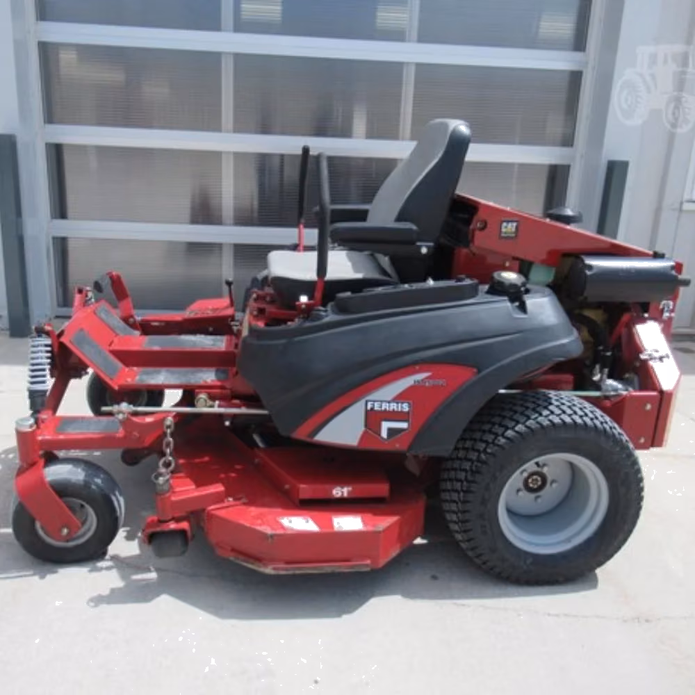 Ferris IS4500Z Series w/ 61" Mower Deck & ROPS (IS4500ZC28D61), 2006