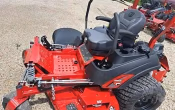 Ferris ISX800 Series w/ 52" Mower Deck (ISX800B2752SS)