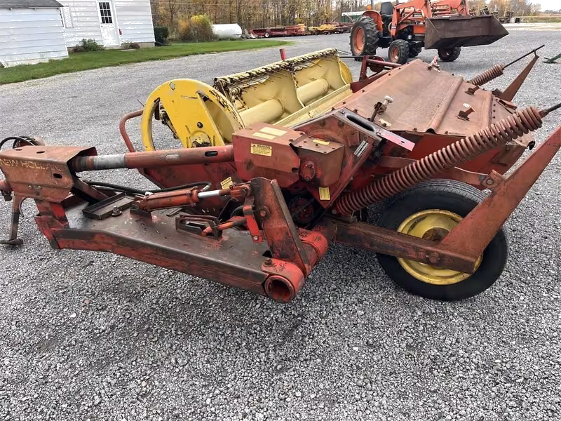 New Holland 477