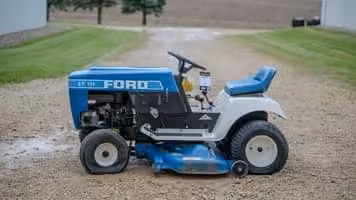 New Holland LT111