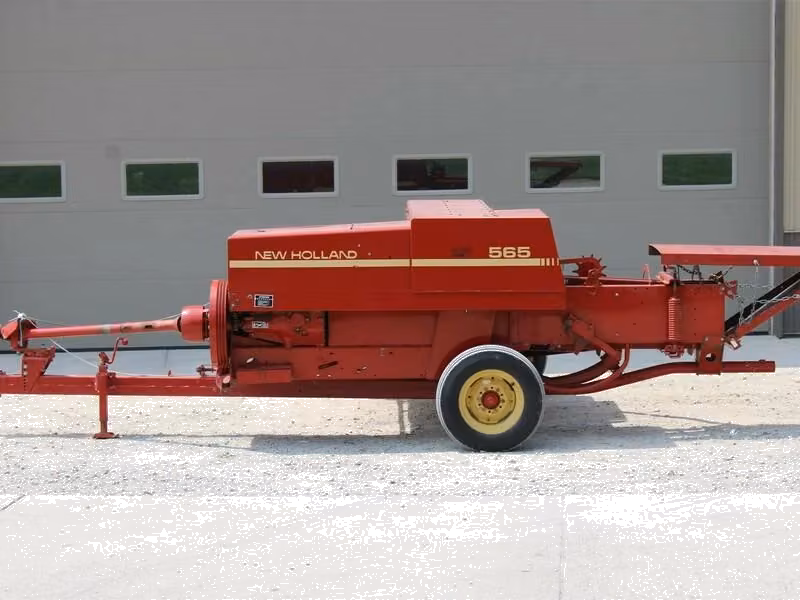 New Holland 565