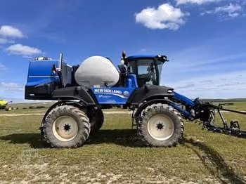 New Holland SP240F