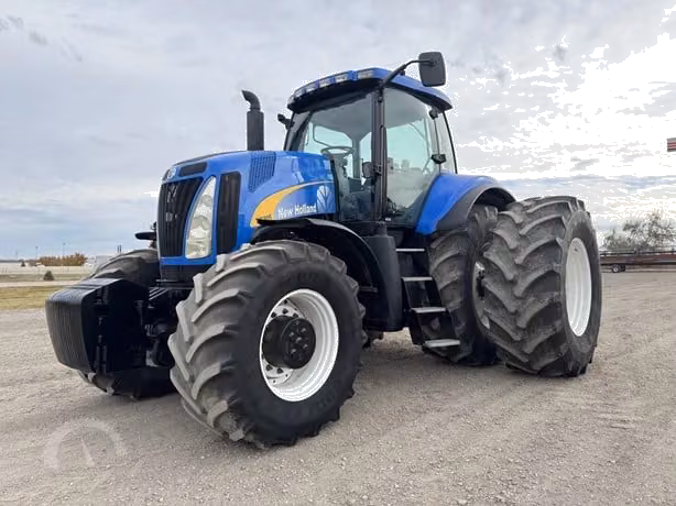 New Holland TG305