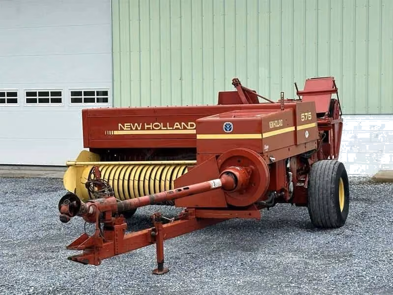 New Holland 575