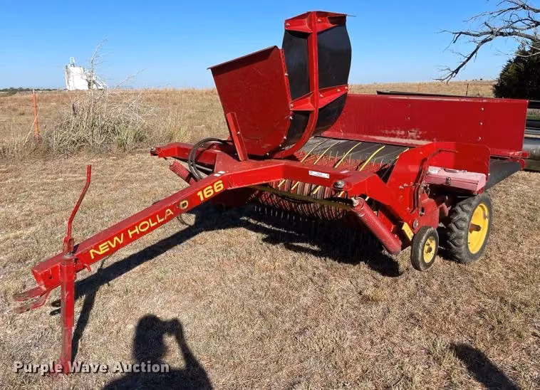 New Holland 166
