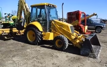 New Holland Construction New Holland 675E