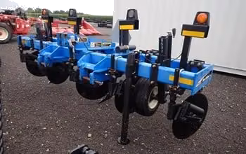 New Holland ST650