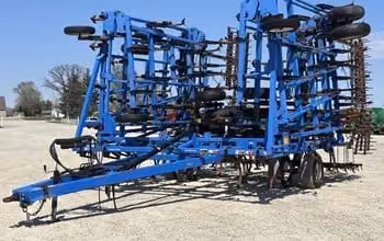 New Holland ST650