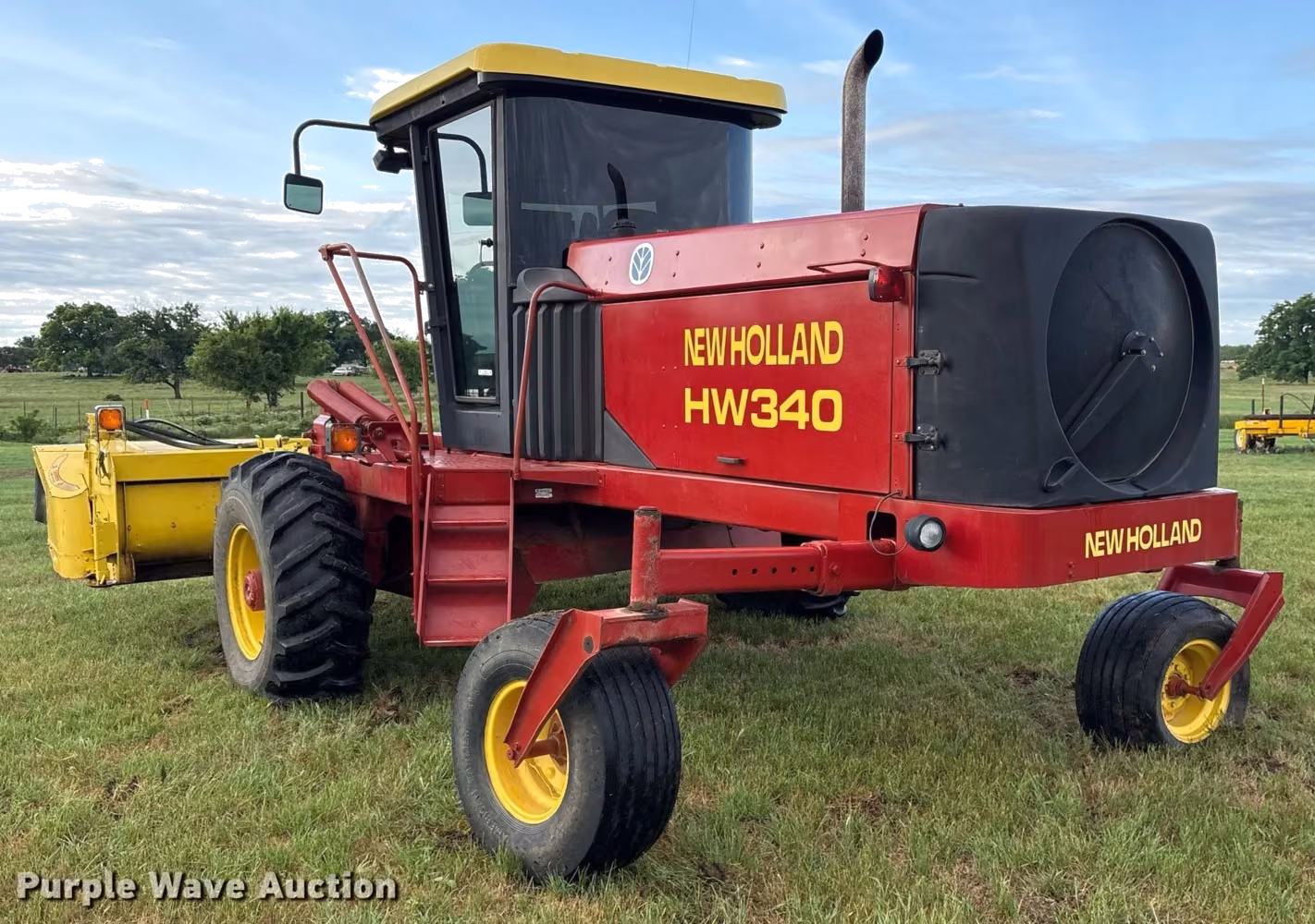 New Holland HW340