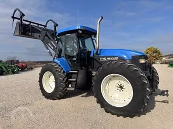 New Holland TV140