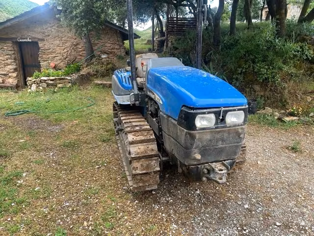 New Holland TK75V