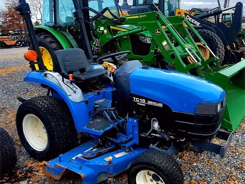 New Holland TC18