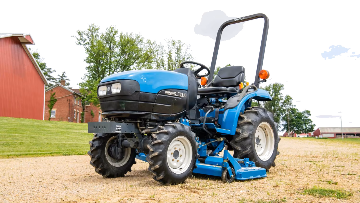 New Holland TC21D
