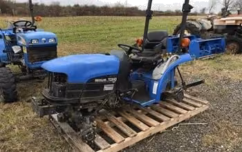 New Holland TC24D