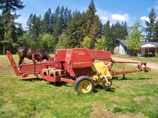 New Holland 420