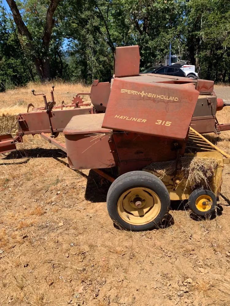 New Holland 315