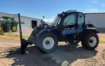 New Holland LM742