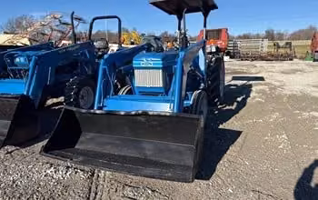 New Holland 2110