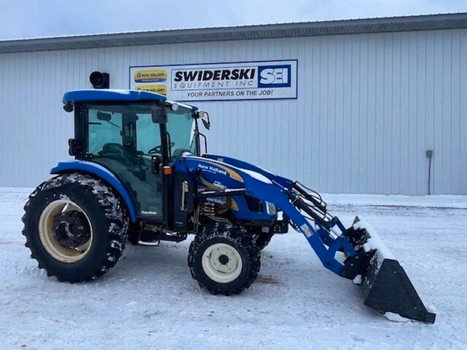 New Holland T2420