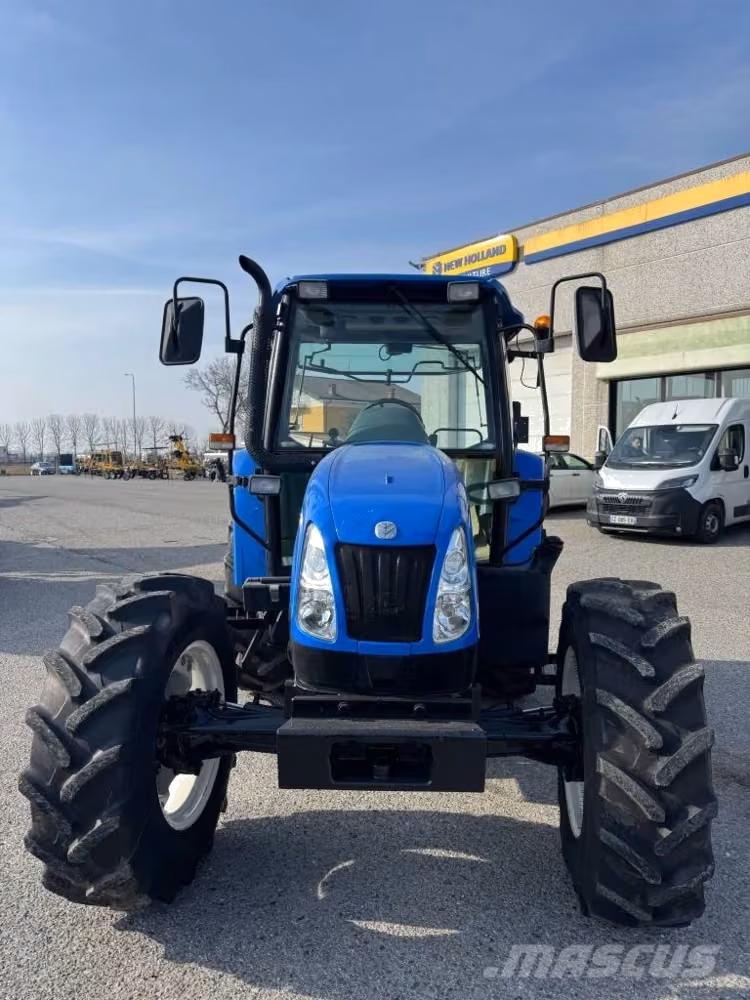 New Holland TL90A