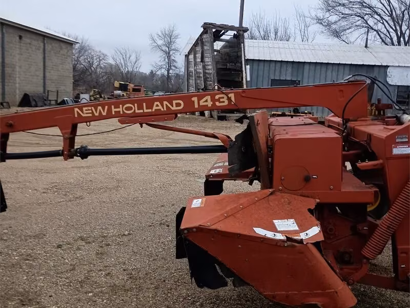 New Holland 1431