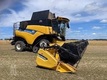 New Holland CX8070-A4