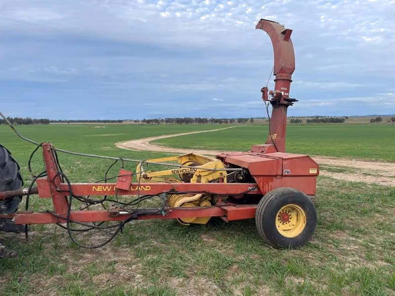New Holland 718