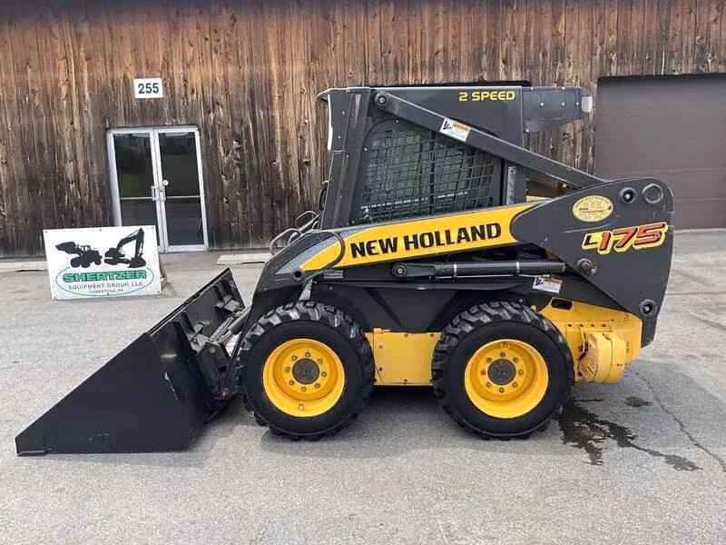 New Holland Construction New Holland L175
