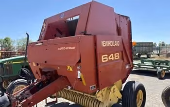 New Holland 648