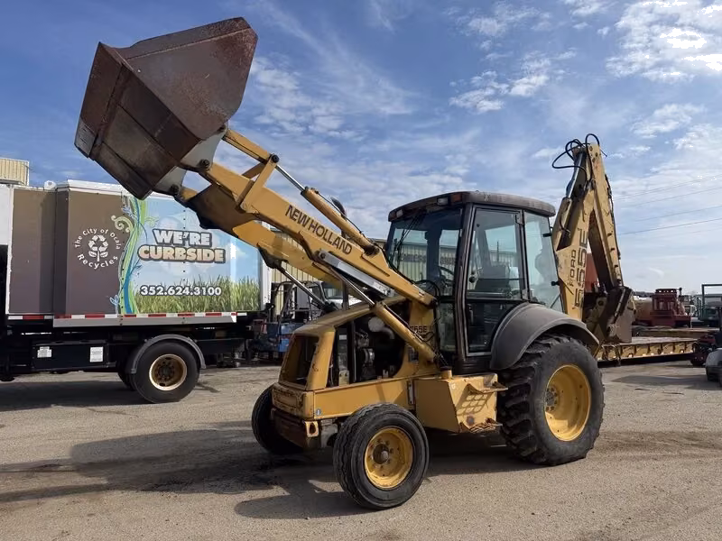 New Holland Construction New Holland 555