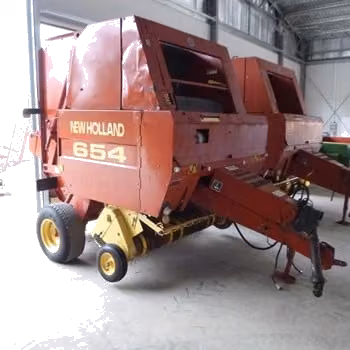 New Holland 654