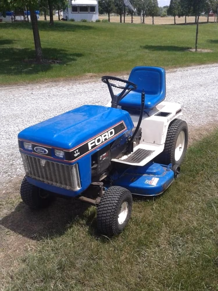 New Holland YT16H