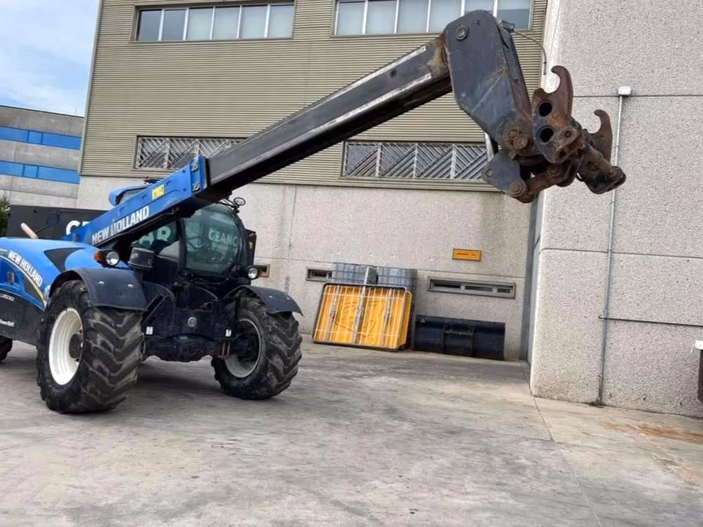 New Holland LM5060