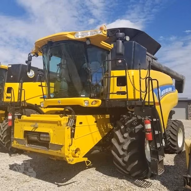 New Holland CR6090-A4