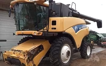 New Holland CR8090-A4