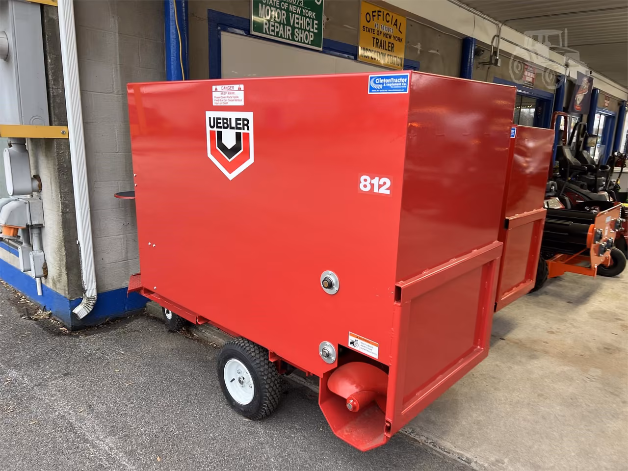 2023 Uebler 812 Feed Mixer Wagon