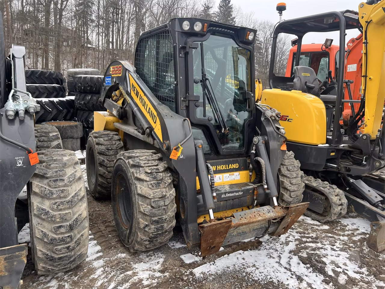 2019 New Holland L228-T4 Skid Steer