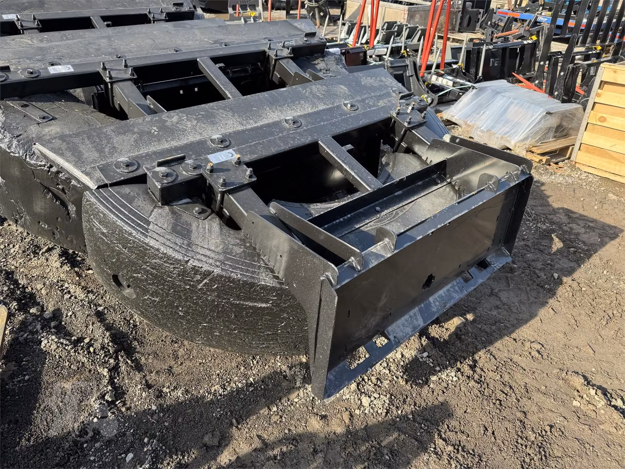 2025 Mensch M700-06 Attachment