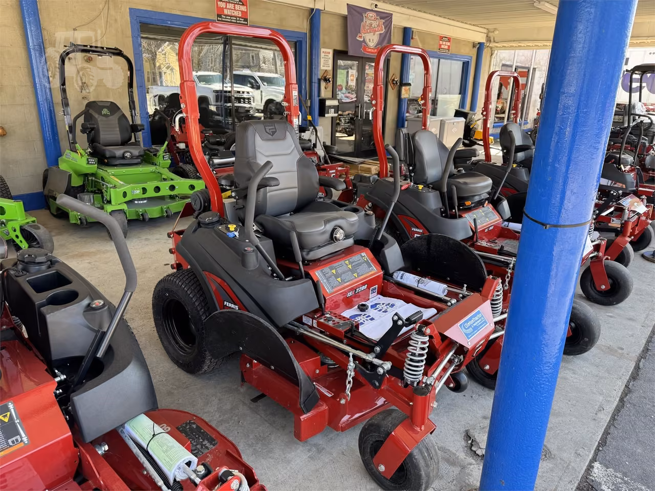 2026 Ferris ISX2200BVE2852SS Zero Turn Mower