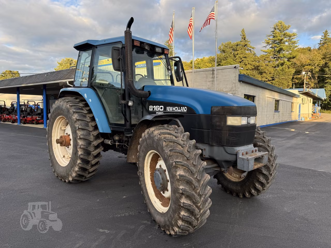 New Holland 8160 100 to 174 HP Tractor