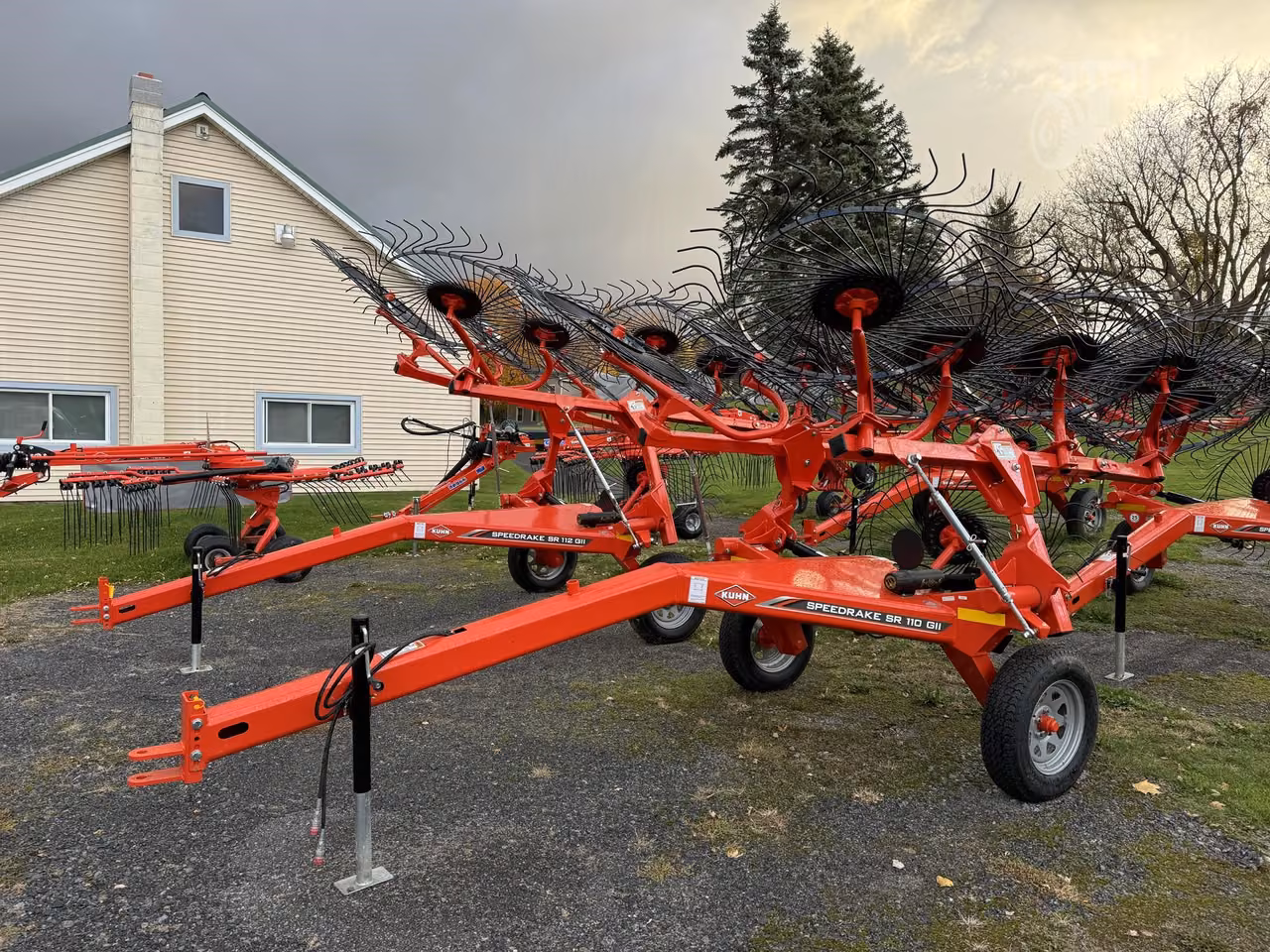 2024 Kuhn SR110 GII Hay Rake