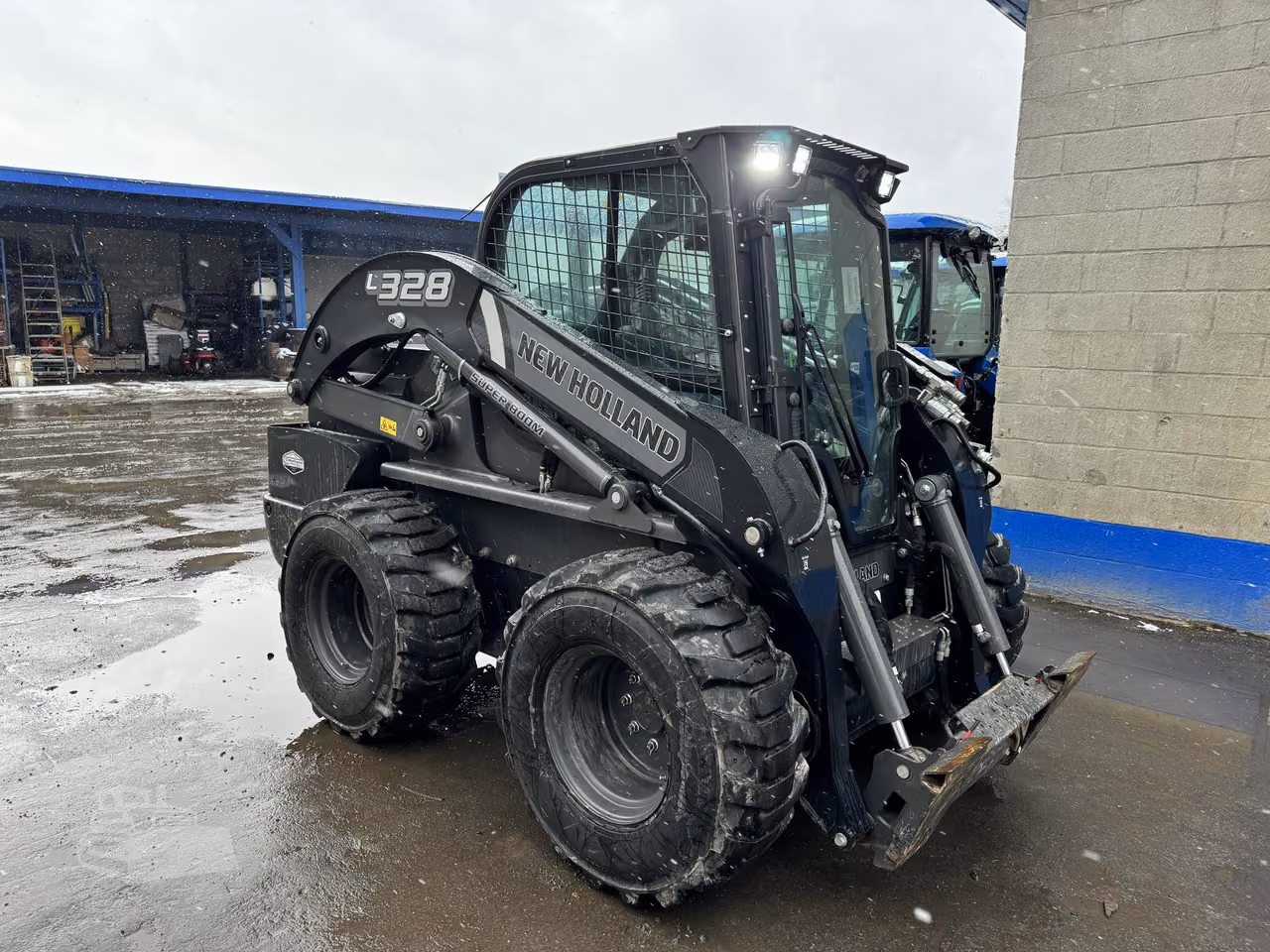 New Holland L328 Skid Steer