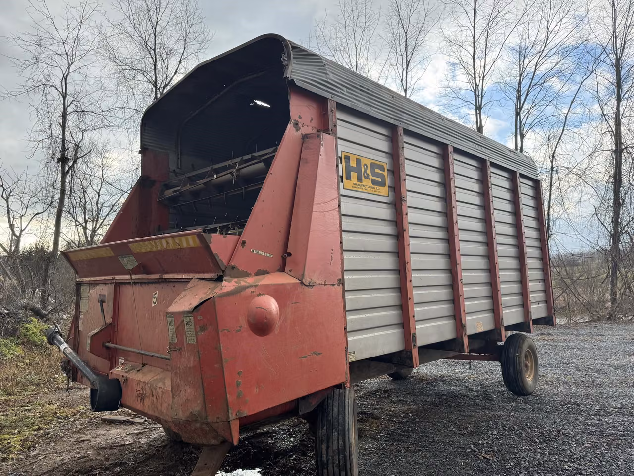 H&S HD7+4 Forage Box