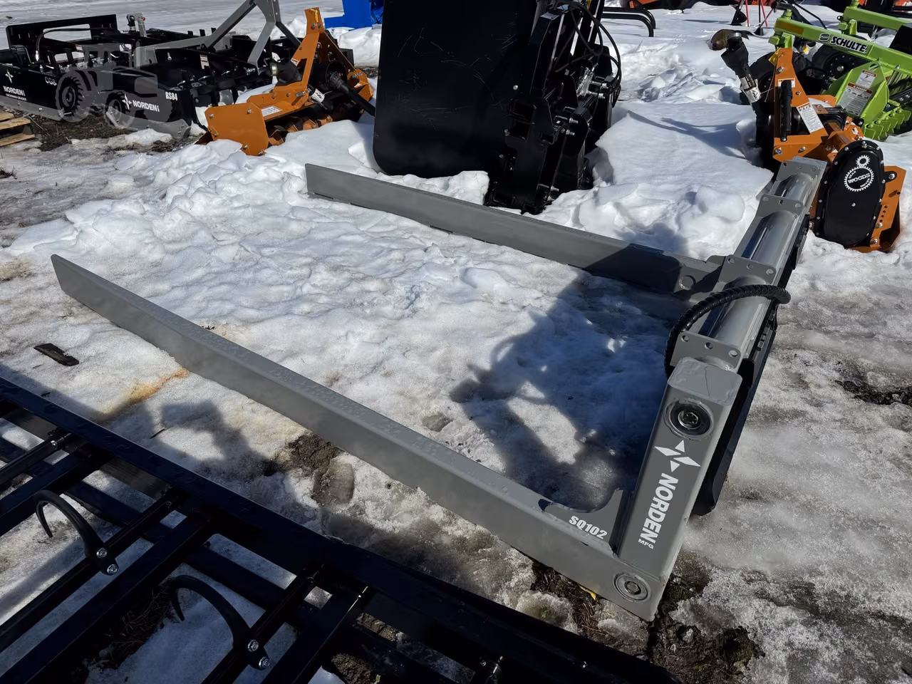 2025 Norden SQ102 Bale Spear
