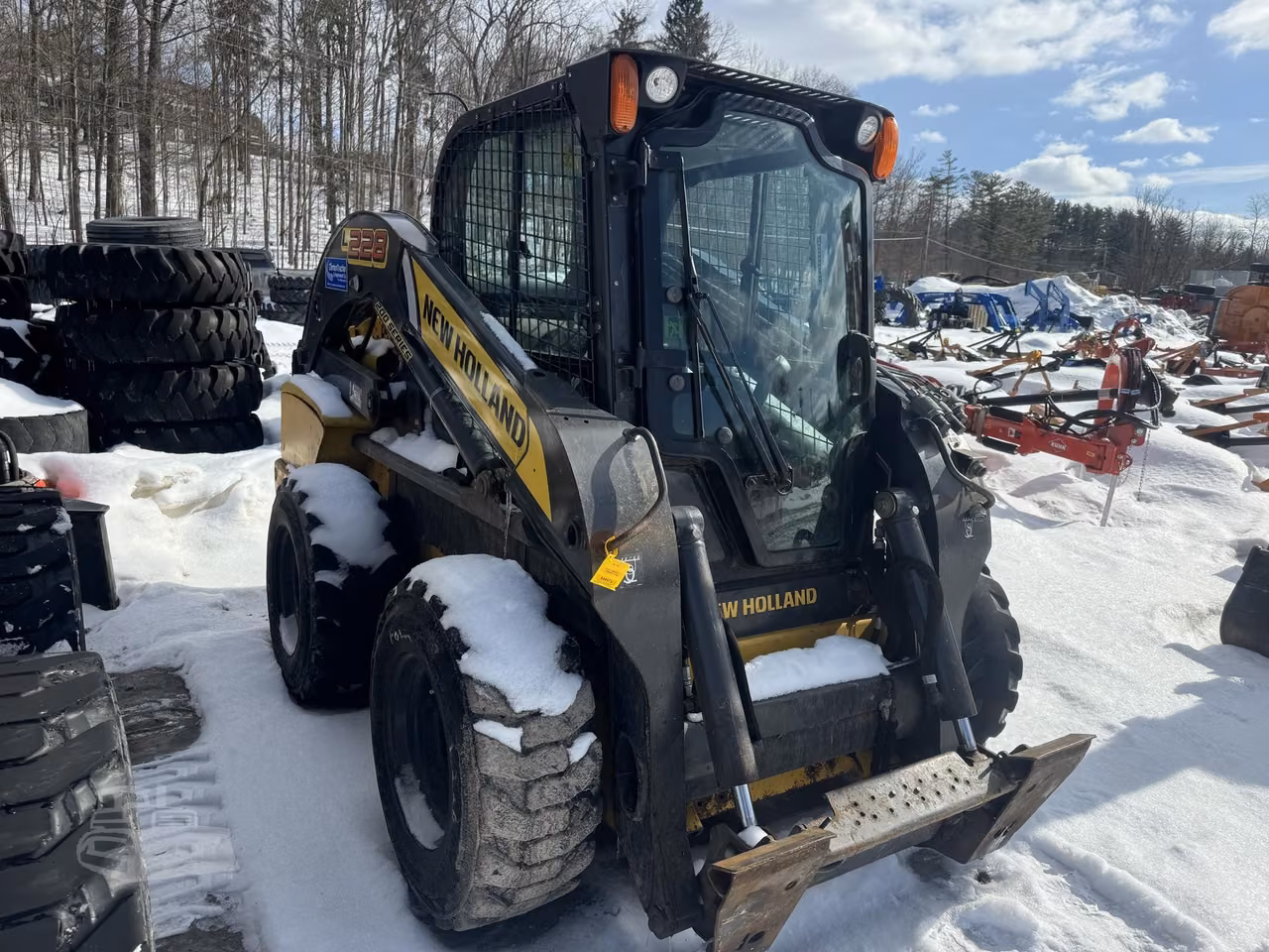 2014 New Holland L228-T4 Skid Steer