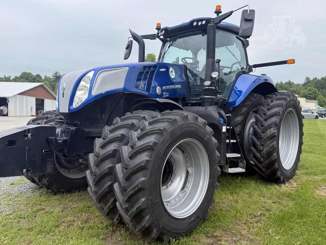 2022 New Holland T8.435 175 to 299 HP Tractor
