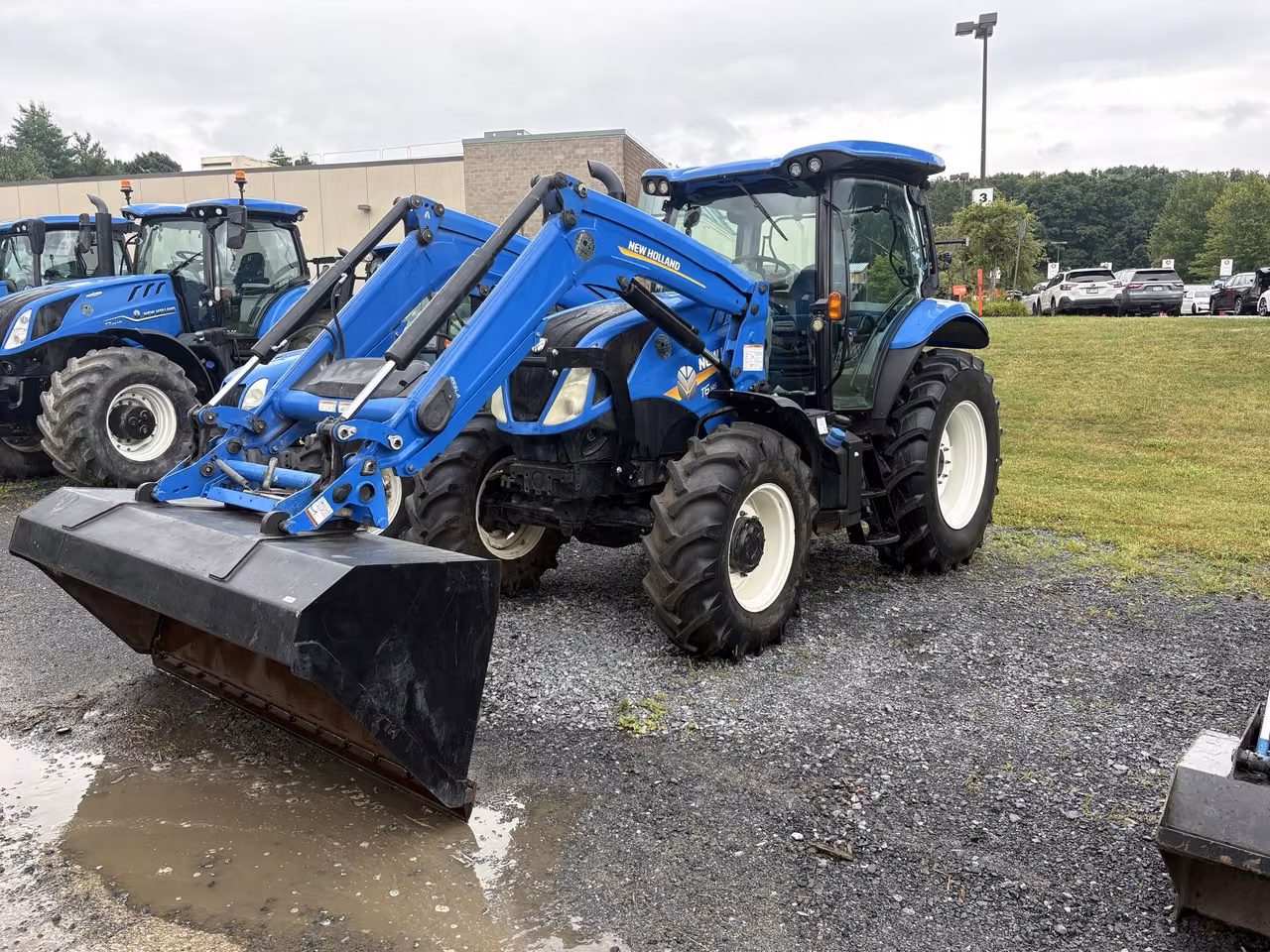 2016 New Holland T6.145 100 to 174 HP Tractor