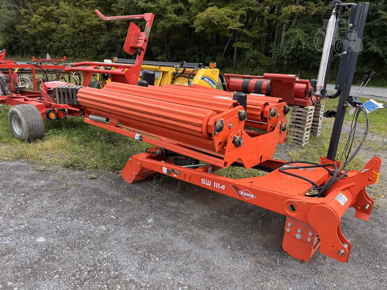 Kuhn SW1114 Bale Wrapper