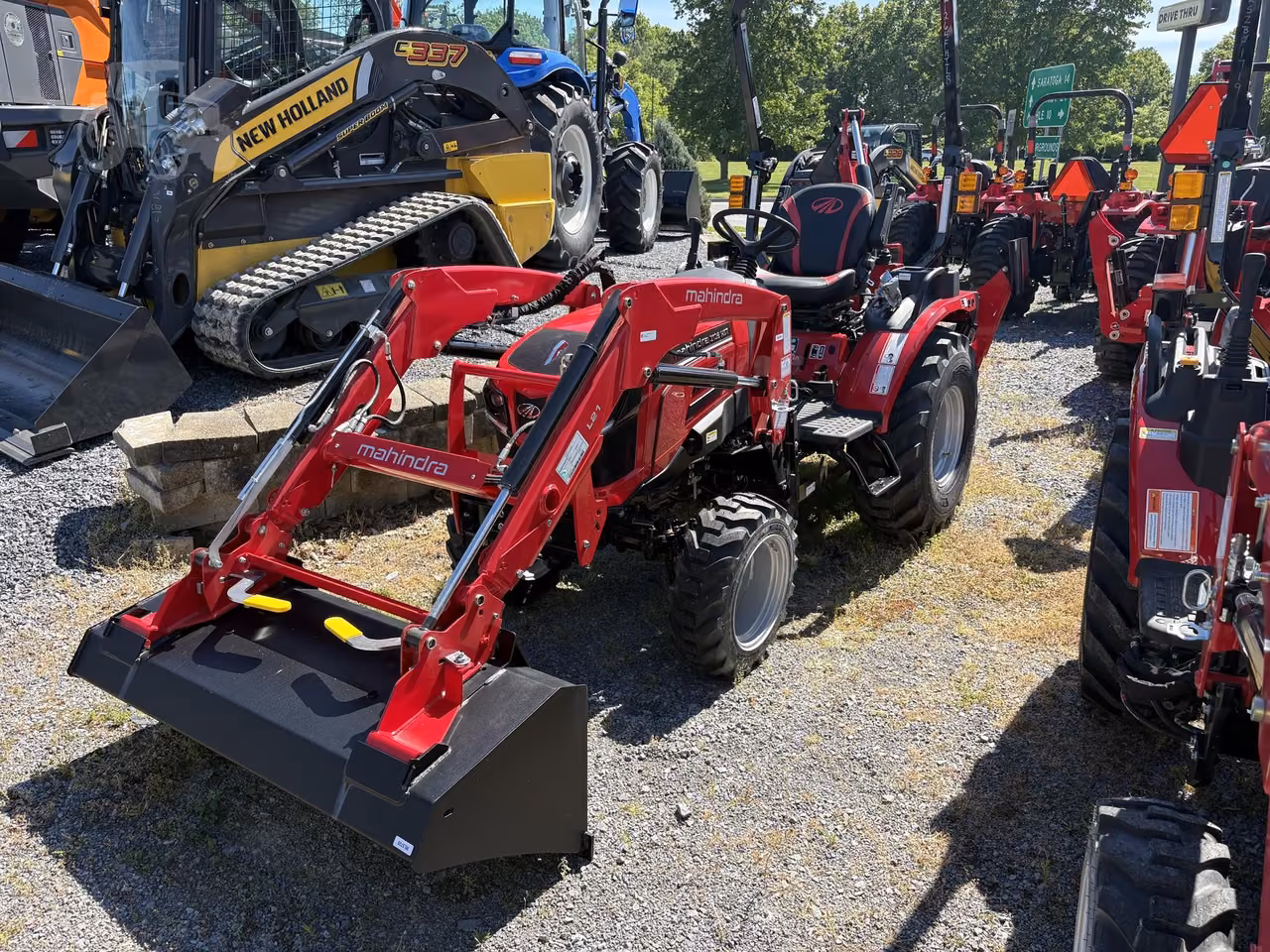 2025 Mahindra 2126HST Compact Tractor